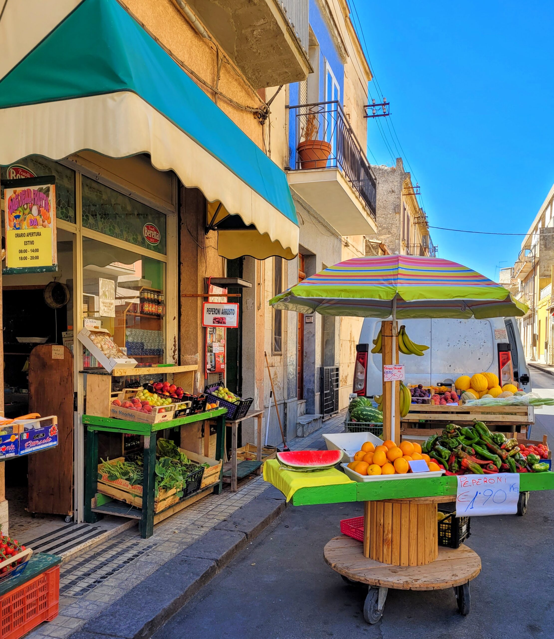 'Oasis Della Frutta' market; Palazzolo Acreide, Sicily (Italy)