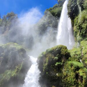 Salto El Léon; Pucón