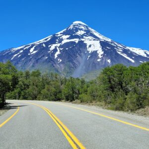 Volcan Lanín on our way to Argentina; Chile