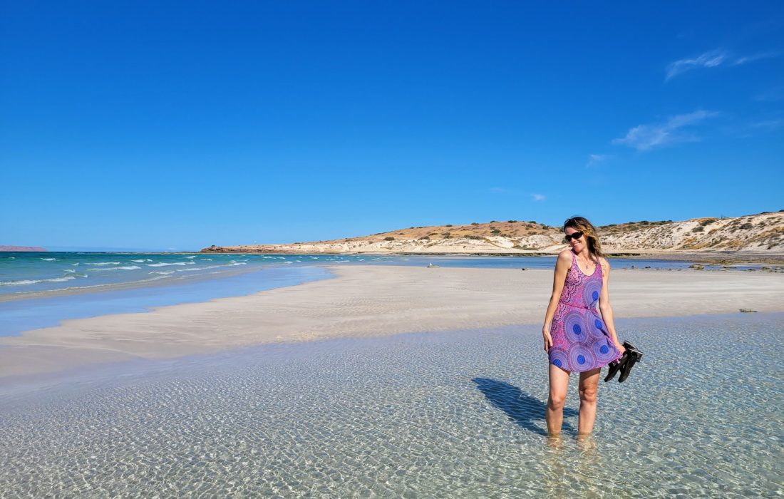 Crystal clear waters @ Playa Ronquillo; La Paz, Baja California Sur (Mexico)