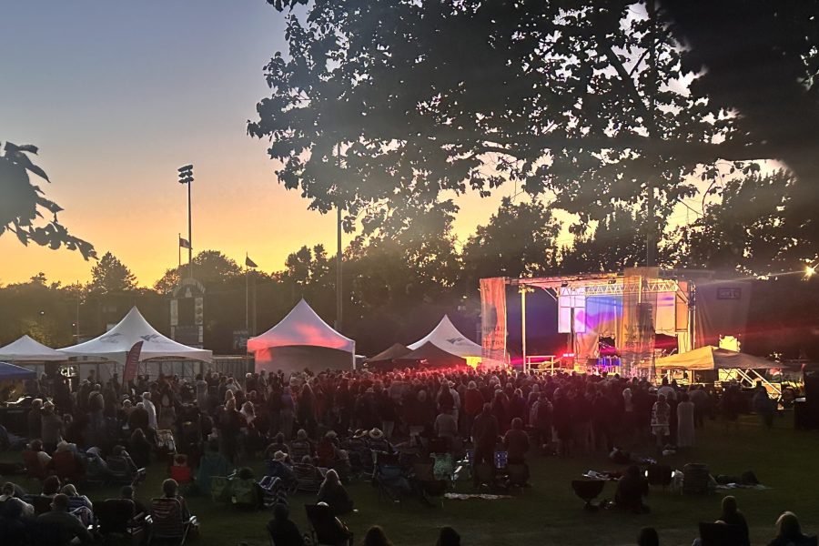 Folk Festival with Chantal Kreviazuk